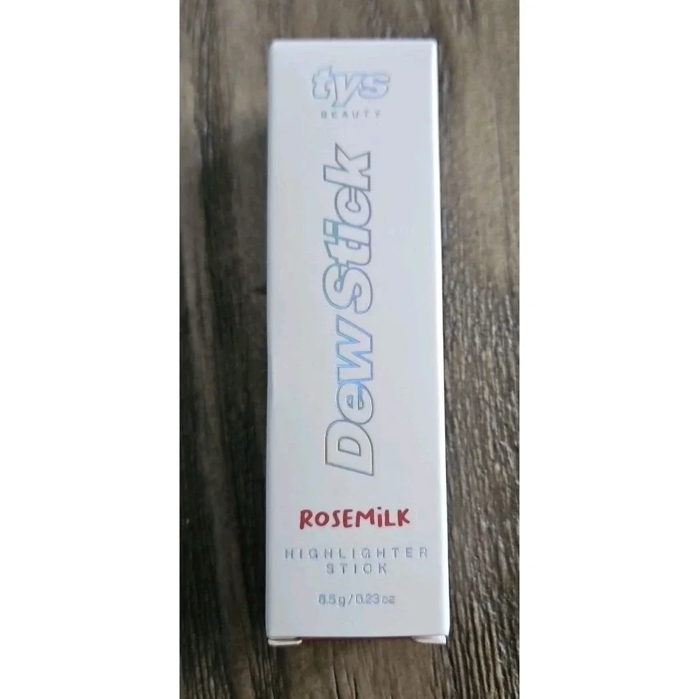 NEW IN BOX TYS BEAUTY Dew Stick Highlighter Stick 0.23 oz/6.5g ROSEMILK